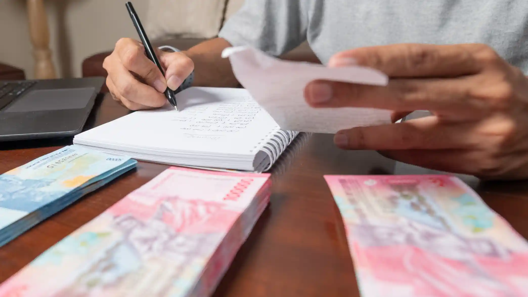 7 Cara Mengatur Keuangan Pribadi Lebih Baik dan Rapi