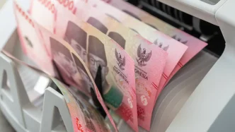 inflasi salah satunya disebabkan karena peredaran uang yang sangat banyak